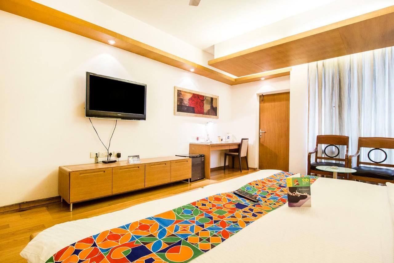 FabHotel Raj Darbar Iffco Gurgaon Exterior foto