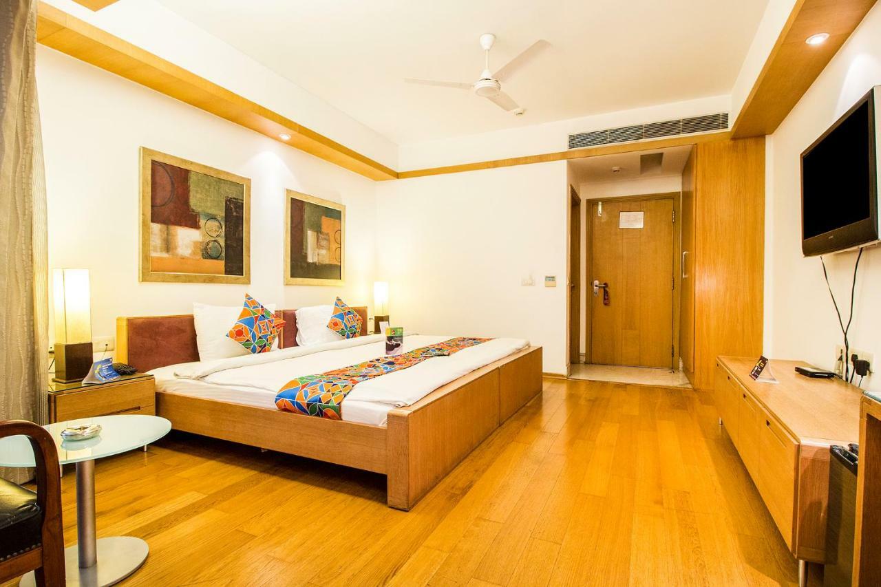 FabHotel Raj Darbar Iffco Gurgaon Exterior foto