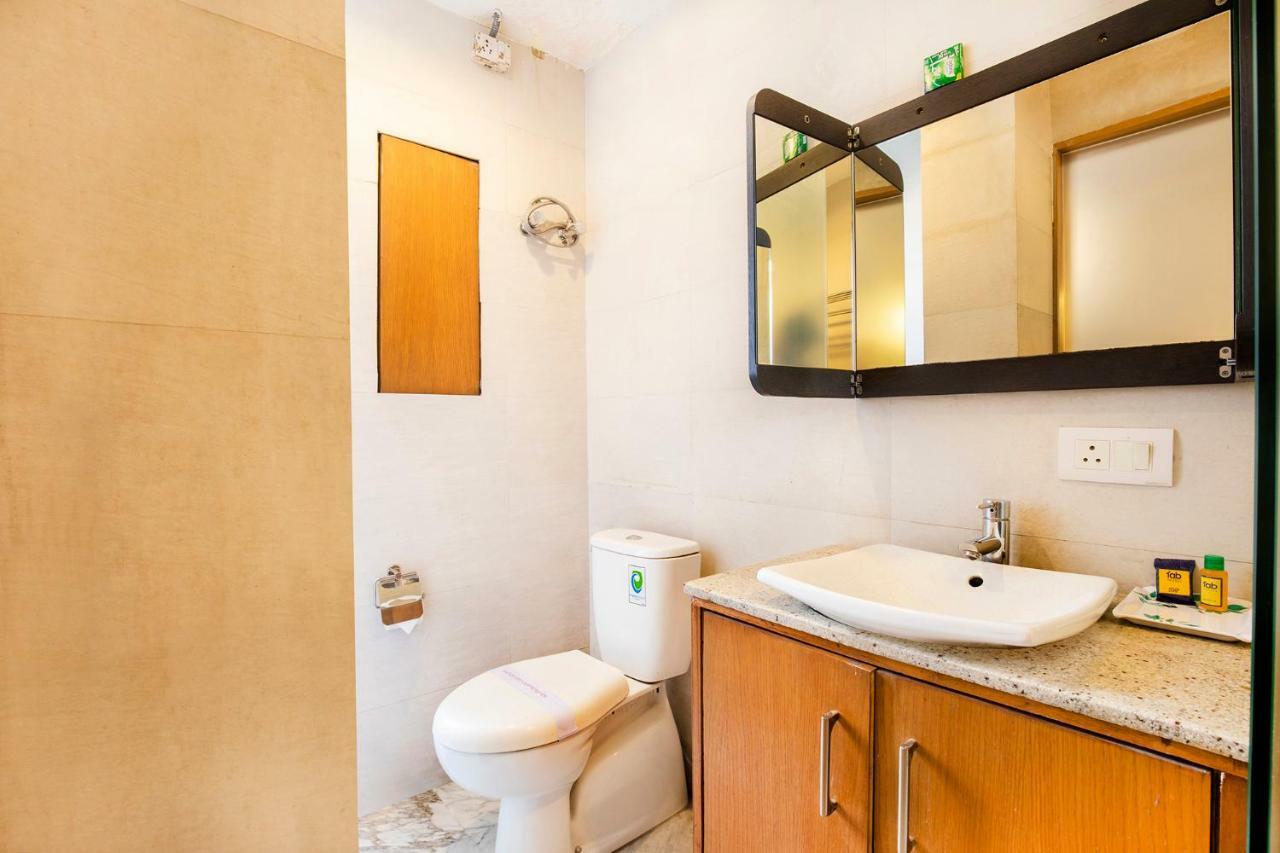 FabHotel Raj Darbar Iffco Gurgaon Exterior foto
