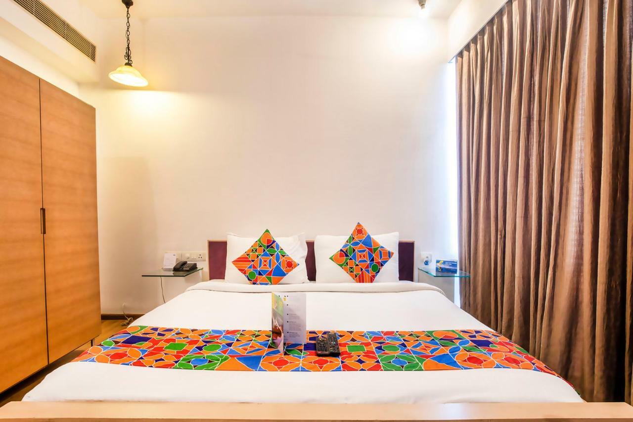 FabHotel Raj Darbar Iffco Gurgaon Exterior foto