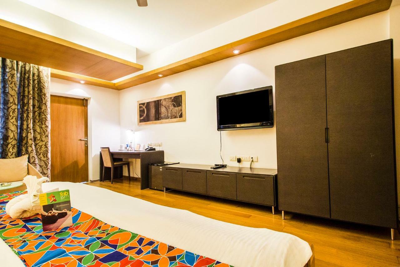 FabHotel Raj Darbar Iffco Gurgaon Exterior foto
