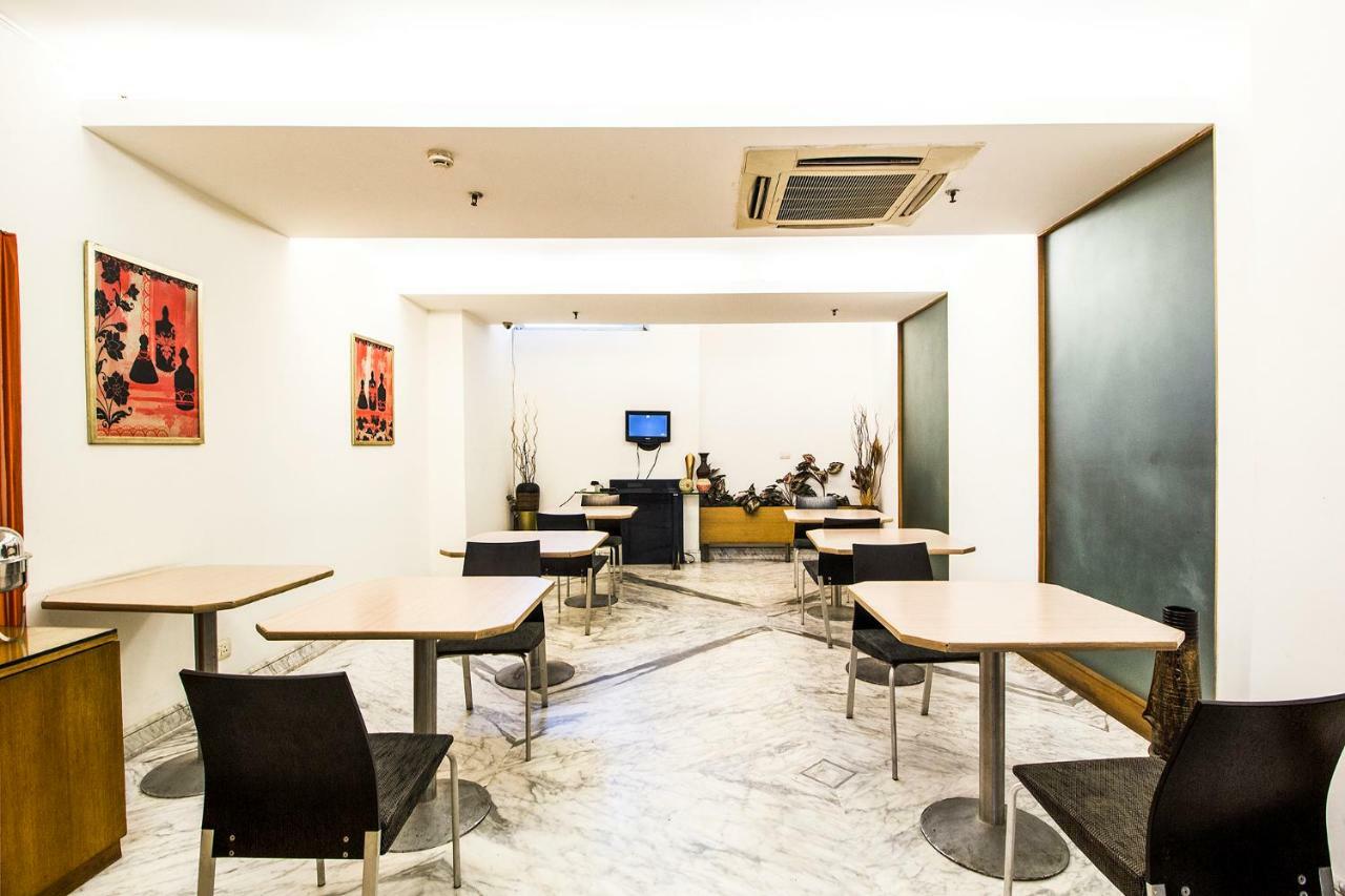 FabHotel Raj Darbar Iffco Gurgaon Exterior foto